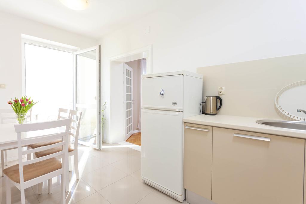 Apartment Nena & Petar Макарска Экстерьер фото