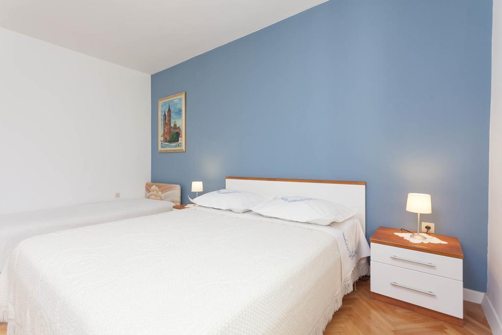 Apartment Nena & Petar Макарска Экстерьер фото