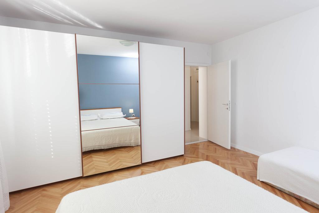 Apartment Nena & Petar Макарска Экстерьер фото